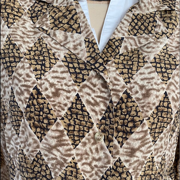 Petite Sophisticate 100% SILK Brown Geo Blouse 4 - Picture 8 of 16
